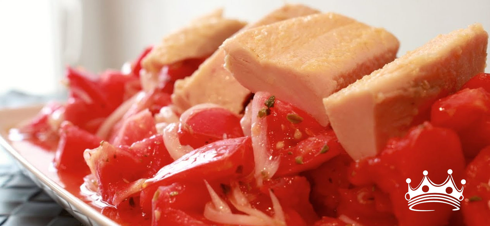 ensalada-de-ventresca-tomate-asador-restaurante-la-reina